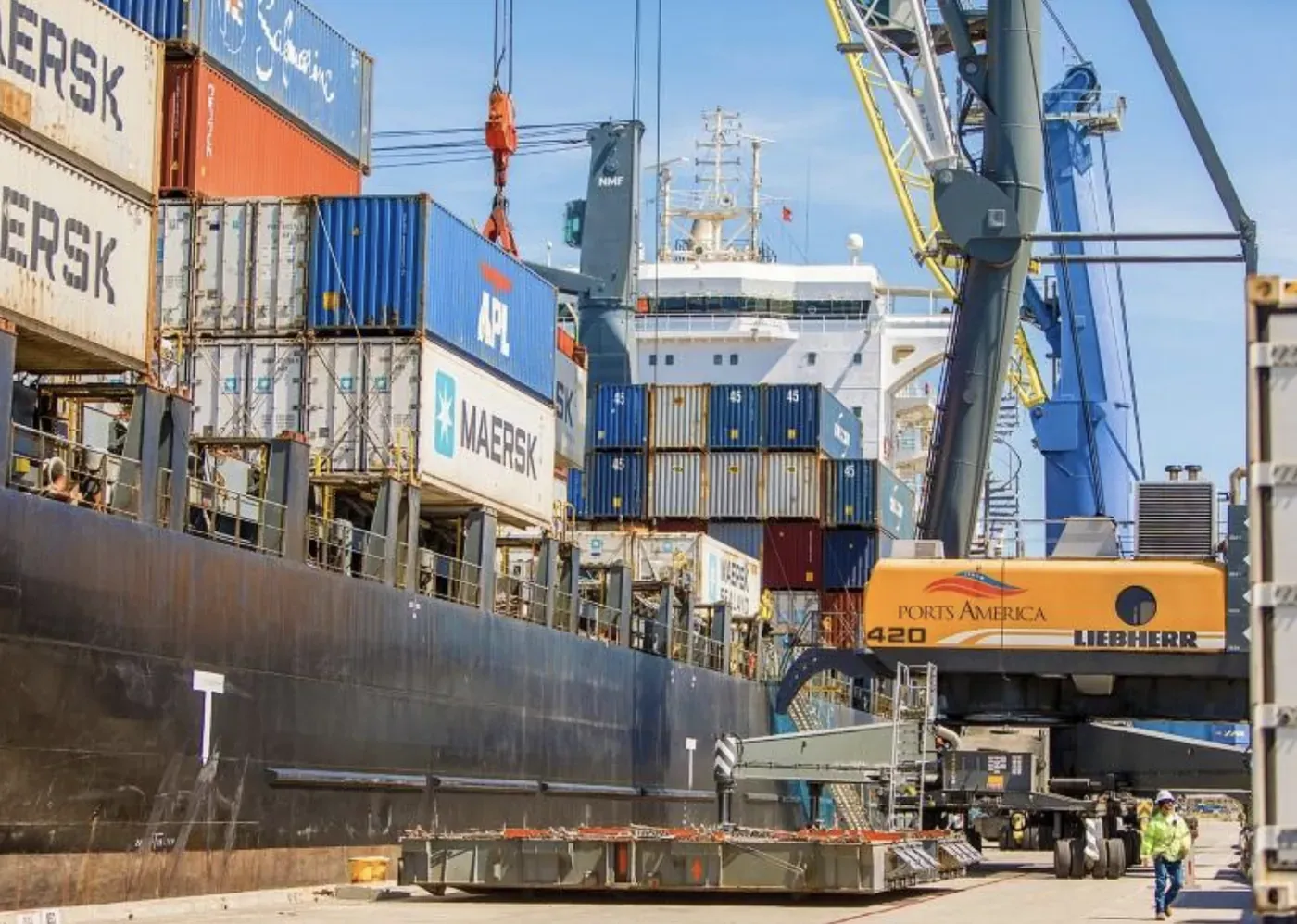 Cargo loading for sea freight container shipping from China